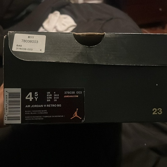 Air Jordan Space Jam 11 Size 4.5Y - Picture 4 of 4